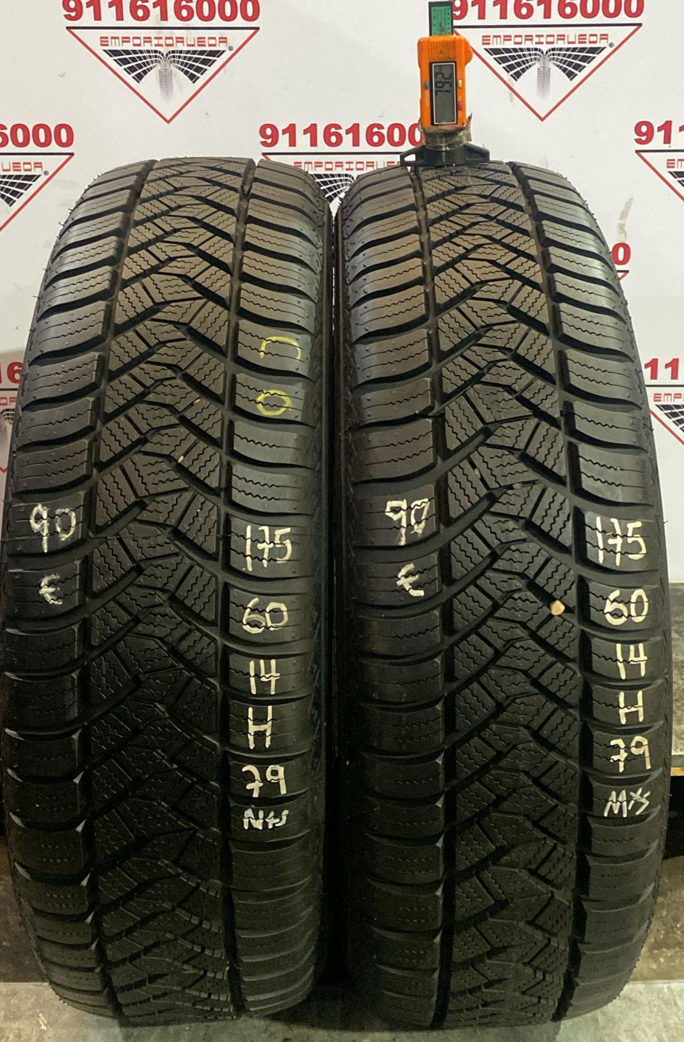 MAXXIS  USADO  175/60 R14 79 H